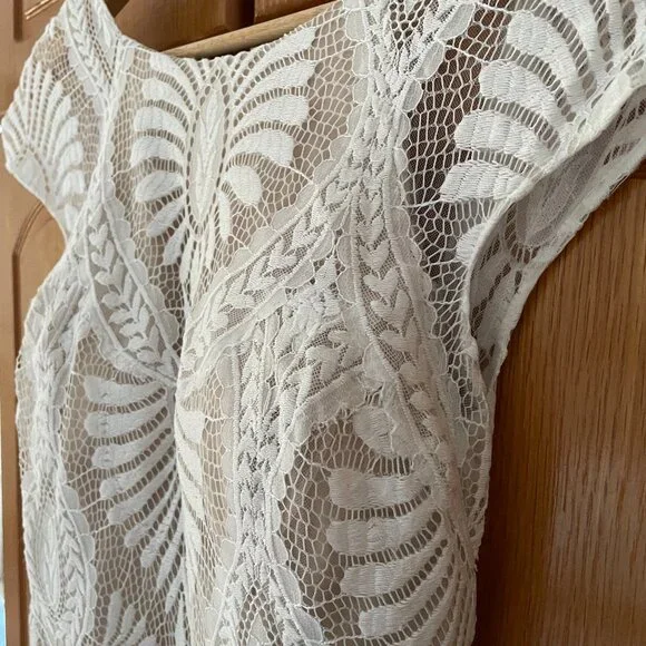 COPY - Preloved Anthropologie/BHLDN Ludlow Gown - Picture 4 of 14